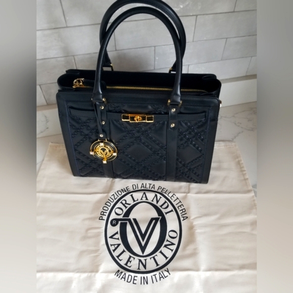 SOLD! NWT VALENTINO ORLANDI Black Leather Quilted Front Satchel Crossbody bag - Picture 9 of 15